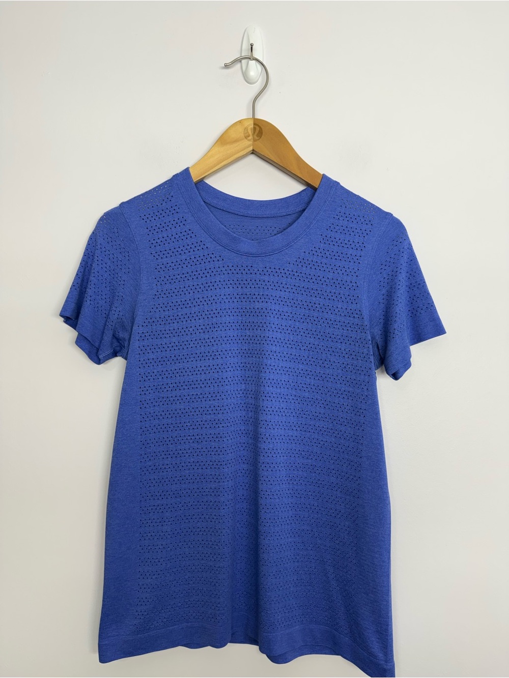 Lululemon Breeze By Short Sleeve *Squad Indigo Blue Size 6